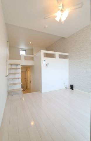 明るいリビングですね