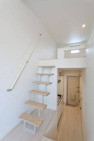 階段で昇り降りも楽々ですね