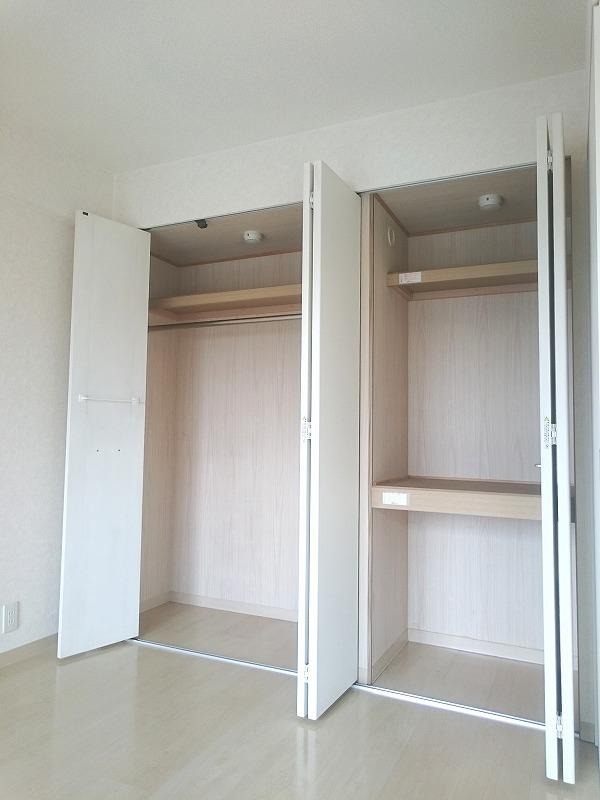 お荷物はこちらへ。