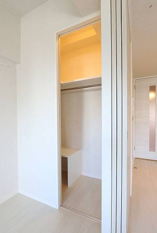 お洋服もたくさん入りそうですね