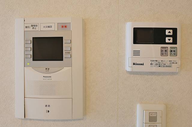 オートロック完備・TV付きモニターでダブル防犯