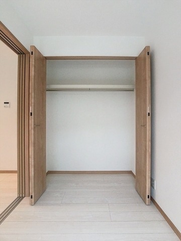 お荷物はこちらへ。