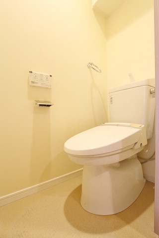 ウォシュレット完備です
