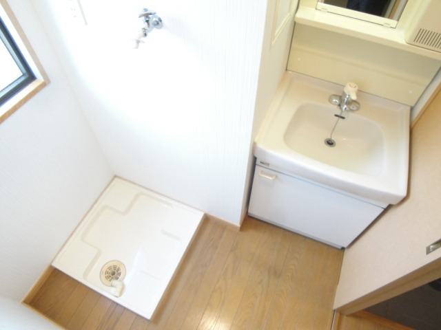 室内洗濯機もあり。