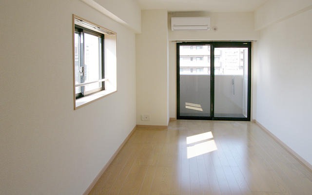 風通しの良い洋室です