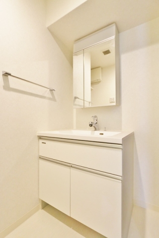 独立洗面台もオシャレです