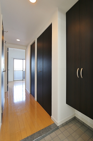 シューズボックスもついてますよ