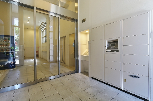 宅配BOXもついてます