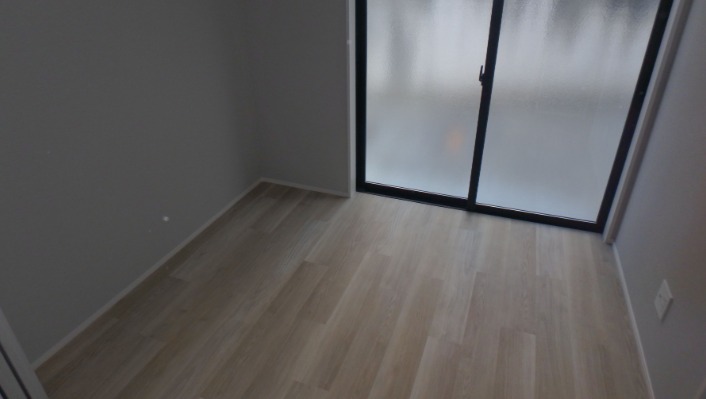 家具の配置に困らないリビングですね