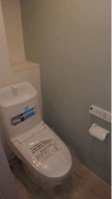 温水便座付きです