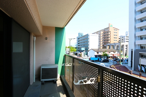 天気の良い日の洗濯物はこちらへ