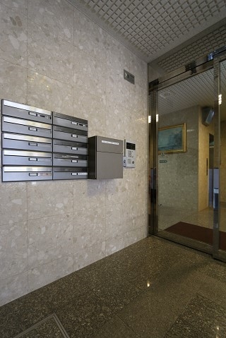 オートロック付きで安心ですね