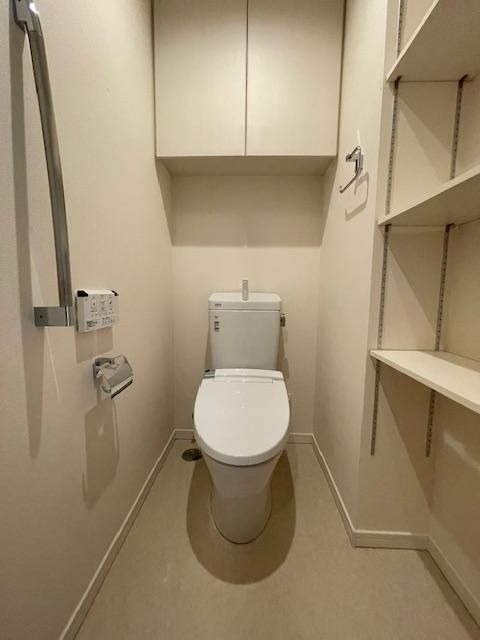 温水洗浄便座付きです