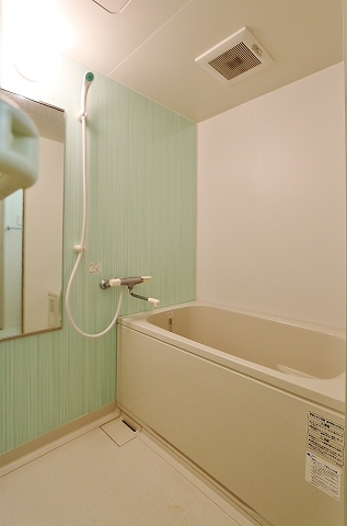 オシャレなバスルームです