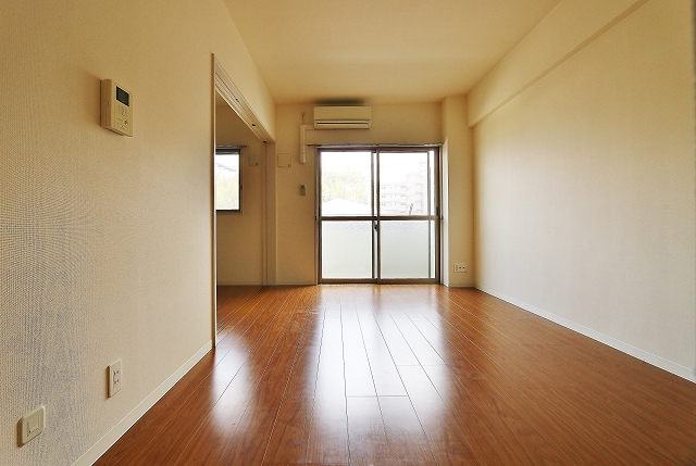 明るい生活生活空間になっています