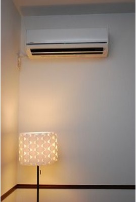 エアコン付きで年中快適に過ごせますね♪