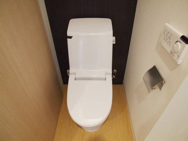 温水洗浄便座付きです