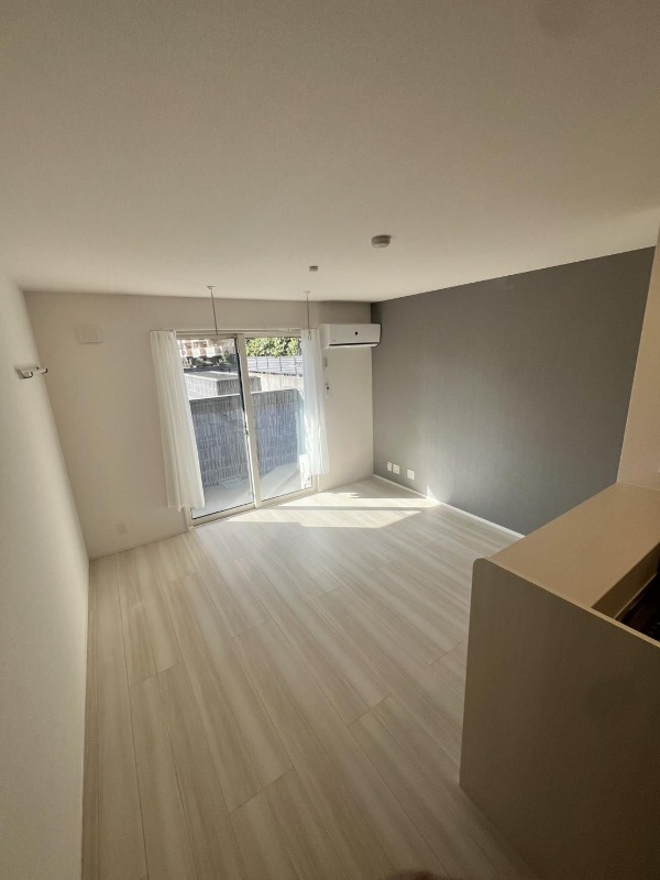 エアコン付きで一年中快適に過ごせます