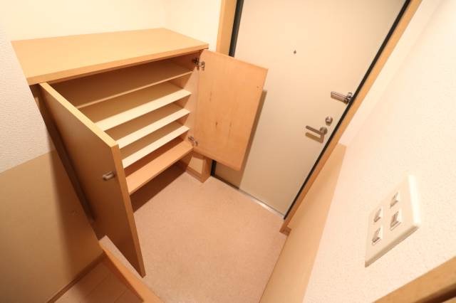 玄関収納もバッチリです