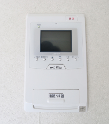 モニター付インターホンで安心