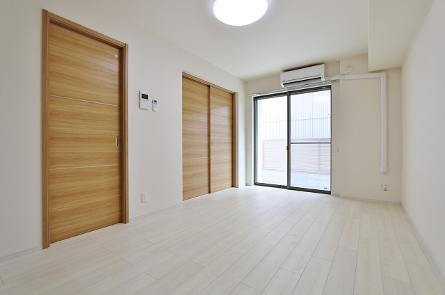 エアコン完備で年中快適に過ごせます