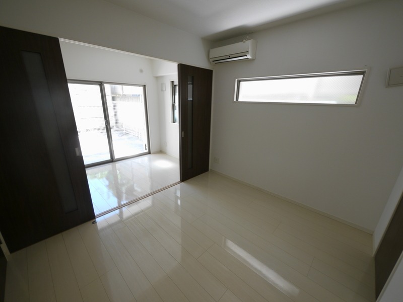 エアコン付きで年中快適に過ごせますね♪