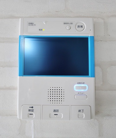 女性の方も安心のモニターフォンです