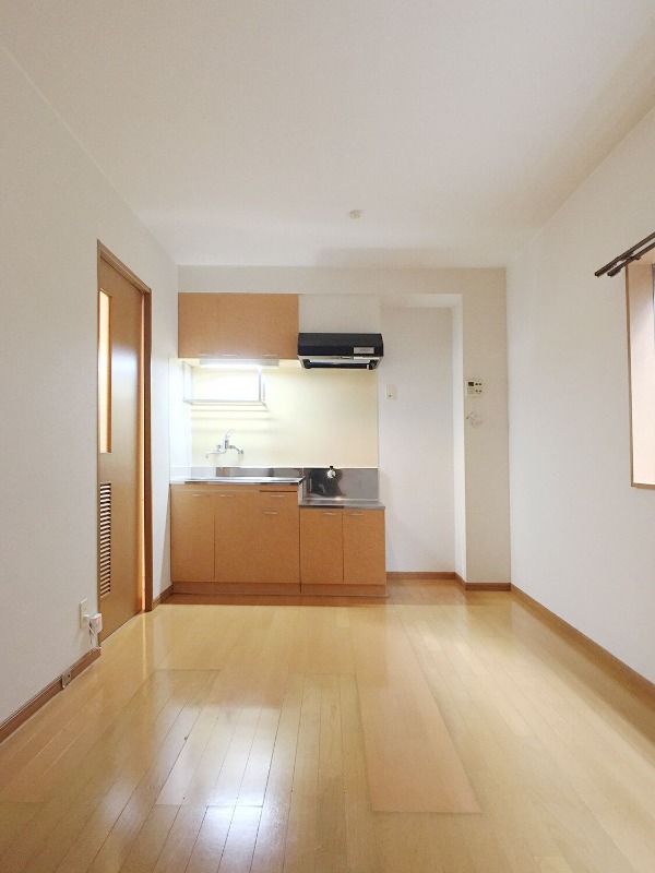 広々リビングでゆっくりくつろげます