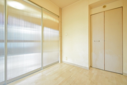 こちらは寝室にどうぞ