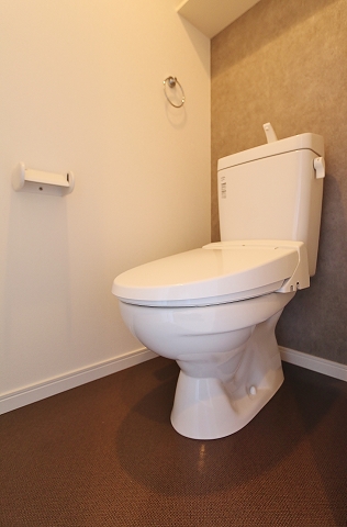 ウォシュレット完備です