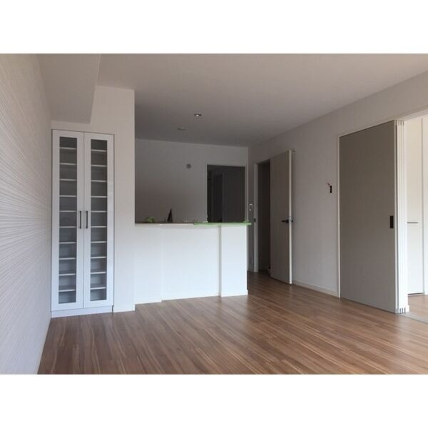 広々リビングでゆっくりくつろげます