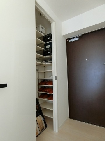 シューズボックスで玄関スッキリ