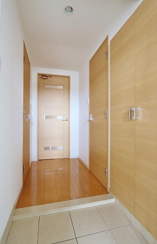 荷物があっても窮屈感を感じませんね