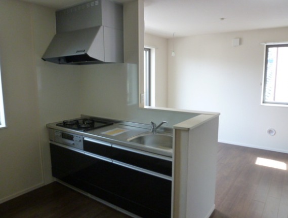 まな板スペースたっぷりのキッチンです