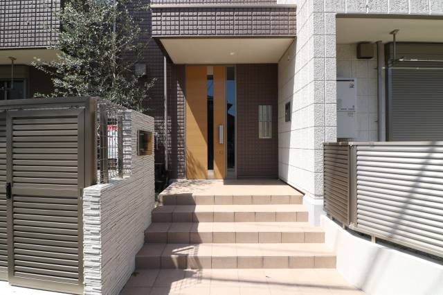 オートロック付きで安心です