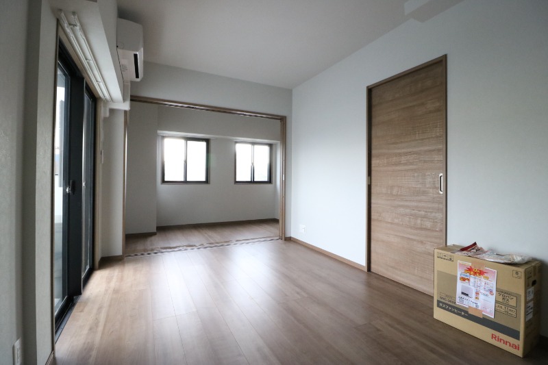 広々リビングでゆったりくつろげます