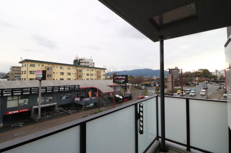 晴れた日のお洗濯物はこちらへ