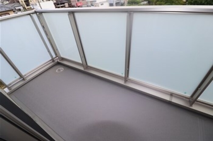 洗濯物はこちらでどうぞ。