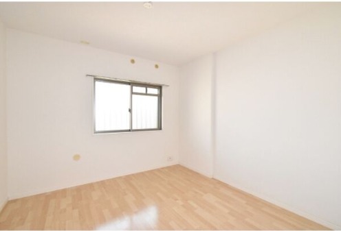 寝室にピッタリの洋室です