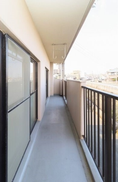 洗濯物はこちらへ。