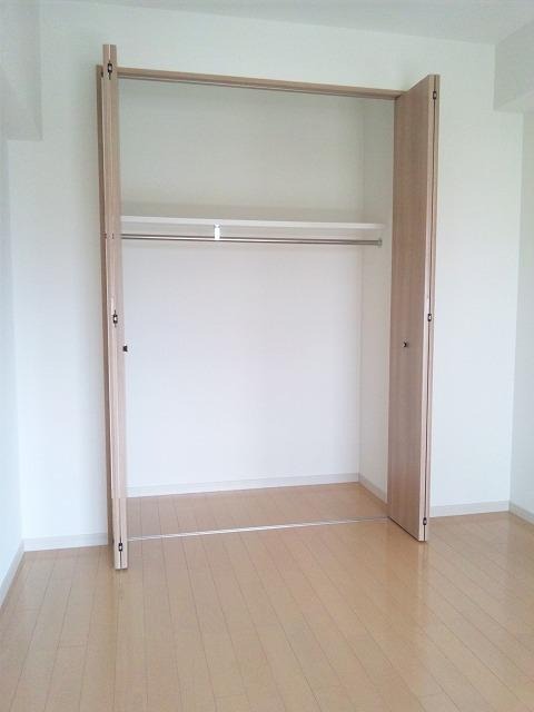 お荷物はこちらへ。