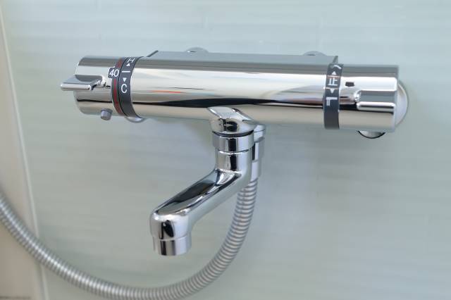 サーモスタット水栓で楽々です