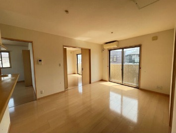 エアコン完備で年中快適に過ごせます