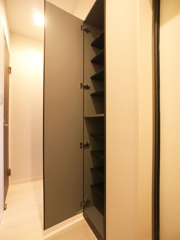 玄関収納もばっちりです