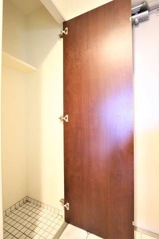 もちろん室内洗濯機置場あります