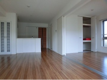 広々リビングでゆったりくつろげます