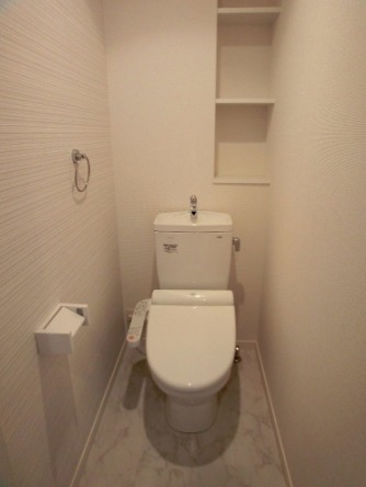 清潔感のあるトイレです