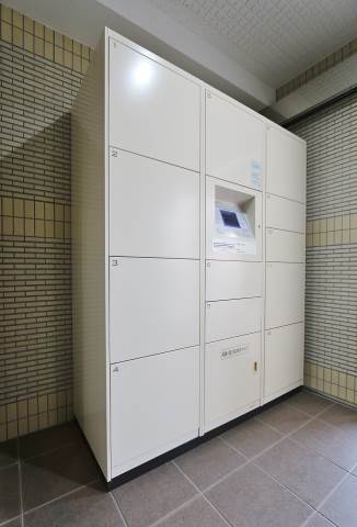 忙しい現代人の味方宅配BOXです