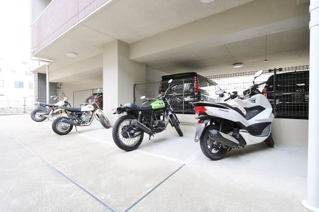 バイク置場もあります