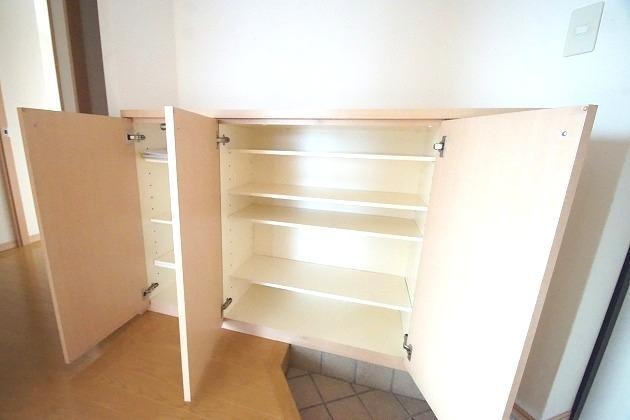 シューズボックスも完備。